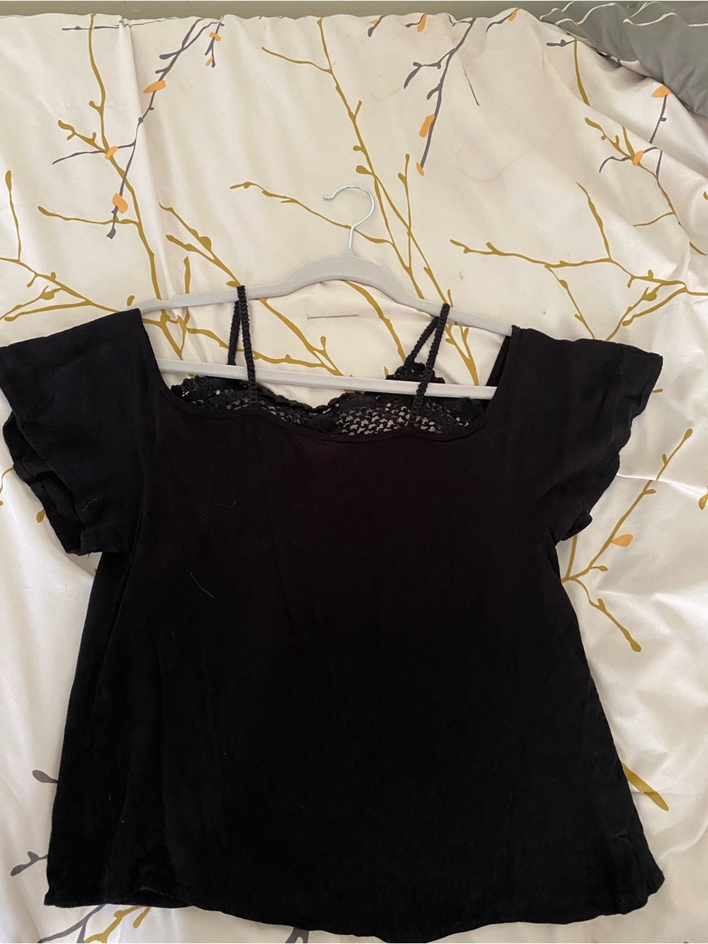 No Boundaries Black Crochet Yoke Camisole Top - Picture 4 of 7